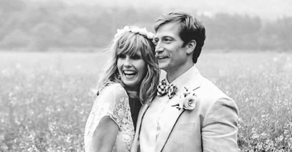 Kyle Baugher and Kelly Reilly 